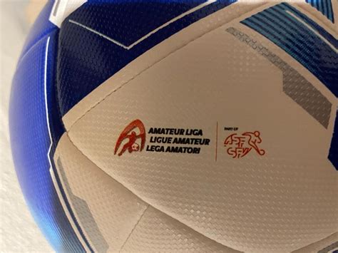 Uhlsport wird offizieller Ballpartner der 2. Liga interregional