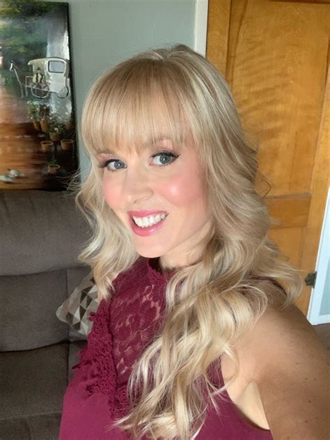 Maybe You Don't Need a Niche? with Taneé Lynn