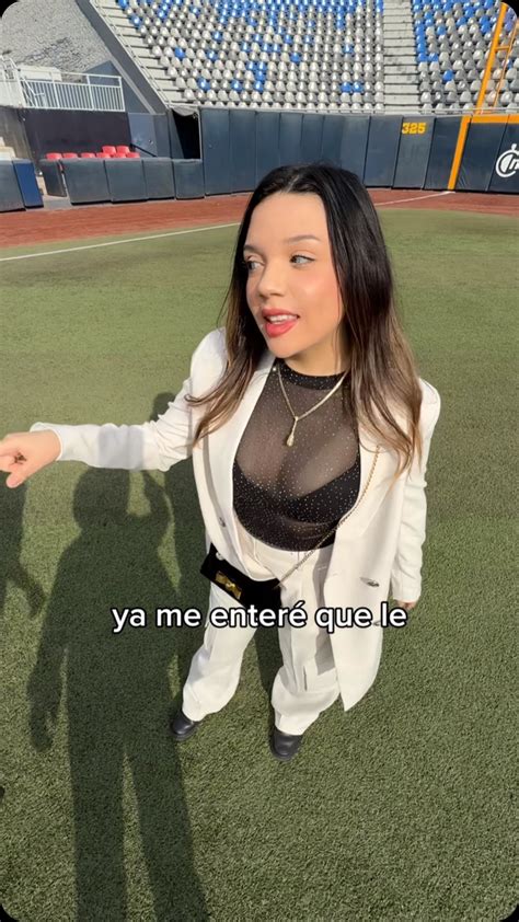 Melissa Domm | POV: Tienes novia | Instagram