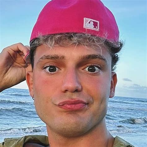 Biografía de Ian Lucas Edad, estatura, novia Dome