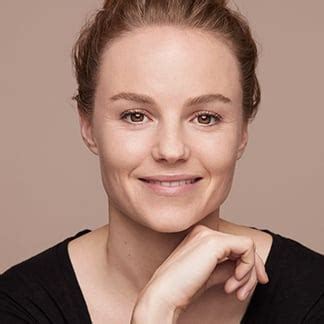 Clarins Foundation Finder - Clarins