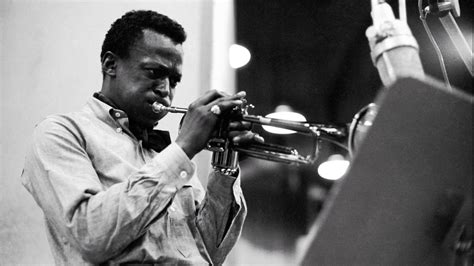 MILES DAVIS : Sa biographie, ses albums, ses concerts