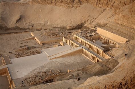 deir al bahri funerary temple  license image  lookphotos