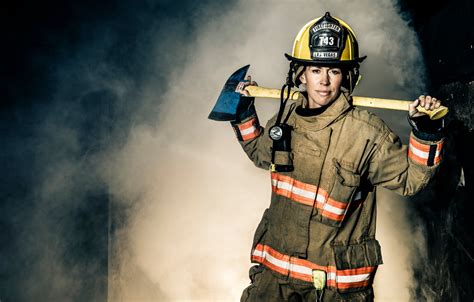 Risk, Rescue and the Perils of a Female Firefighter | St. Thomas Newsroom