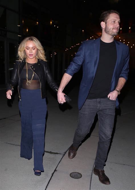 Hayden Panettiere and Boyfriend Brian Hickerson Step Out for Romantic