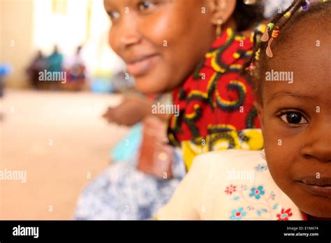 African girl and her mother Stock Photo - Alamy