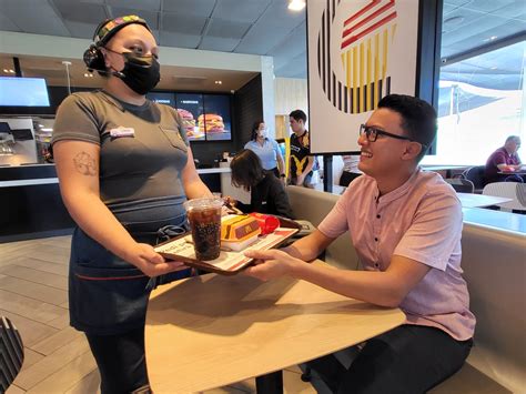 McDonald’s evoluciona su aplicación y habilita función para pedir