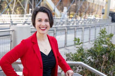 Amy Hardison | B2B Freelance Writer - Fintech, Accounting Automation