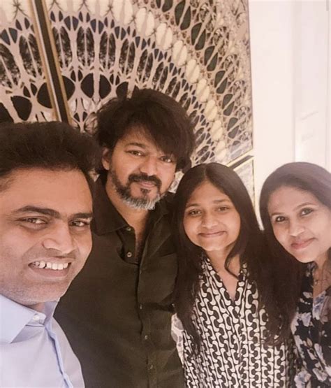 vijay family album