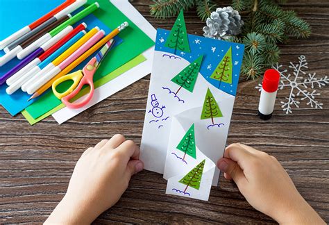 Here’s How to Make Christmas Cards with Kids at Home: 15 Unique Ideas