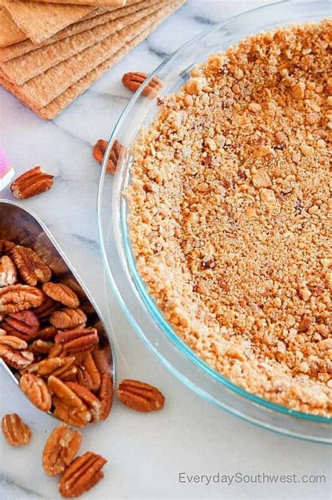 The Ultimate Graham Cracker Pie Crust Recipe - Everyday Southwest