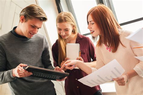 Apuestas de las empresas por talento joven – Faconauto