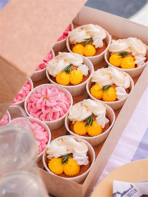 The Noisy Lobster Avon Beach | Christchurch, Dorset