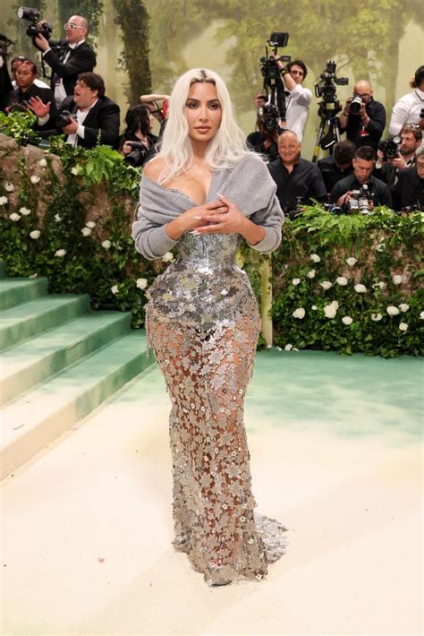 kim kardashian wears eerily tiny corset   met gala  weekly