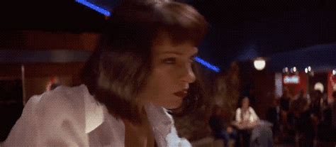 Pulp Fiction Dance GIF - Find & Share on GIPHY