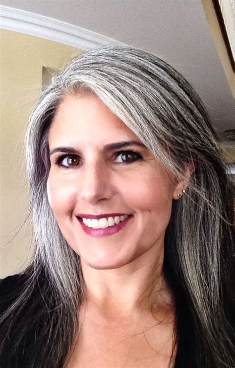 Pin by Sergianter on Gray Hair | Gray hair highlights, Natural gray