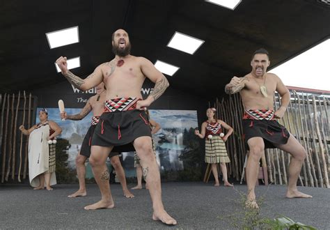 Māori Cultural Performance