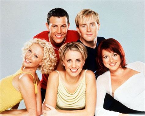 steps   step  step song singer people