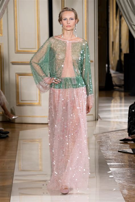 Vestiti cerimonia 2021, gli abiti eleganti più belli dalla couture