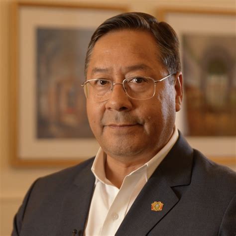 Luis Arce destaca el crecimiento de los BRICS en foro económico en