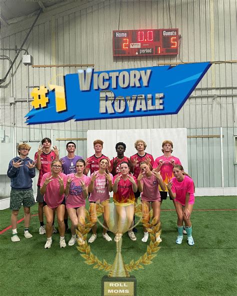 Hot Soccer Moms | WHAT A WIN FOR THE HOT SOCCER MOMS! THE MOMS MAKE