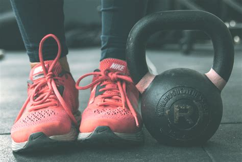 Becoming a Strong Woman After Divorce | Surviving + Thriving After Divorce