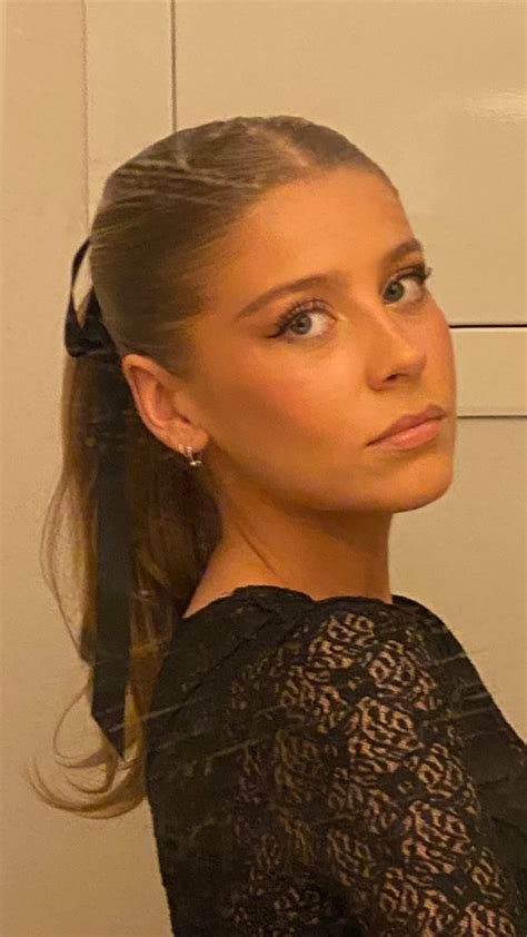 Sirapassorn "Sammy" Atthayakorn. Miss Queen International 2011. : r