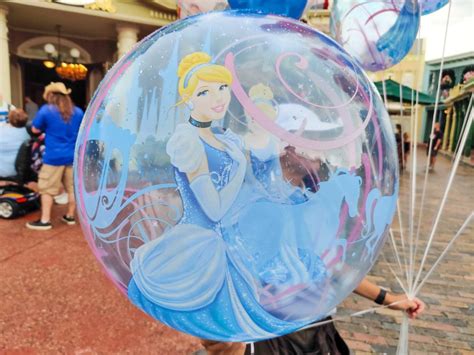 cinderella balloon   walt disney world wdw