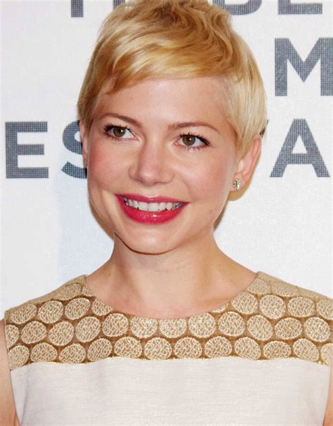 Download Michelle Williams Take This Waltz Premiere Wallpaper