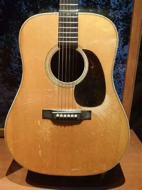 hank williams martin   guitar  display   country  hall