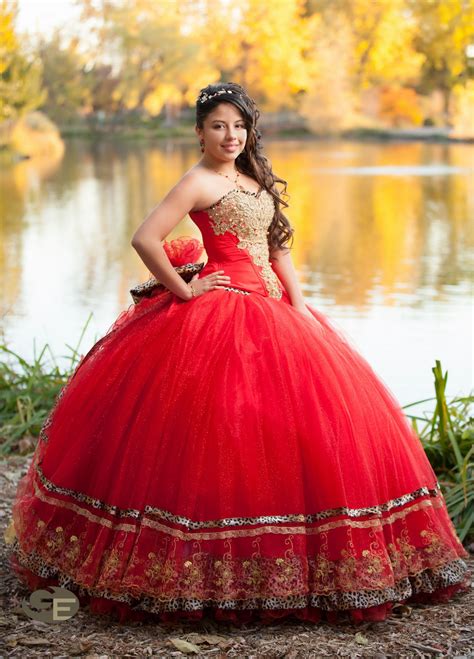 Gonzalo Espinoza Photography | Pretty quinceanera dresses, Quinceanera
