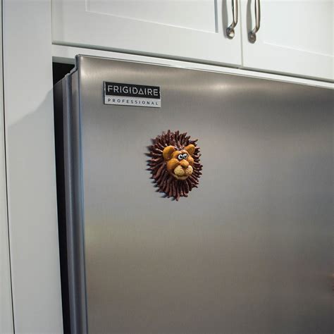 Why the Cecil the lion story surprises people years later 11