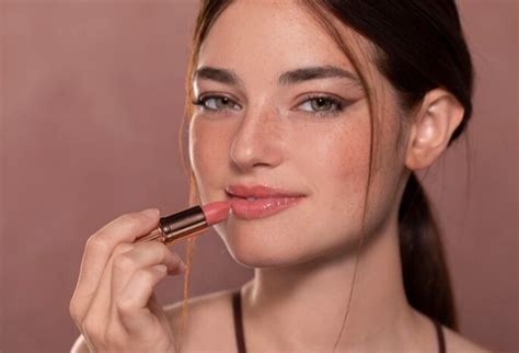 Batom Cor De Boca Natural - O clássico nunca sai de moda: batons cor de boca | Blog