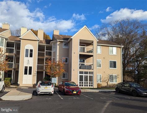 409 Silvia St, Ewing, NJ 08628 | Highrises.com®