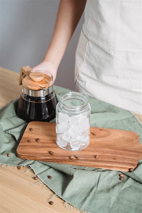 Black Refrigerator Vs. Ice Maker | Fridge.com