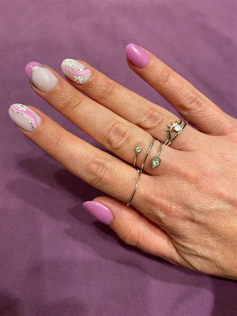 French Tip Nail Designs Glitter