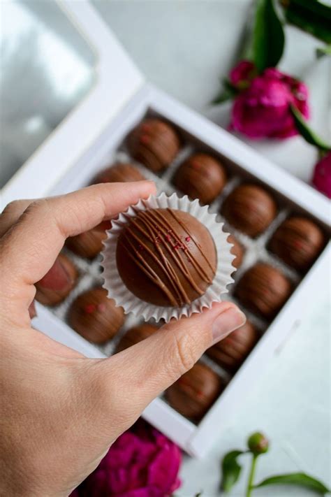 Конфеты | Homemade chocolate, Chocolate diy, Chocolate shots