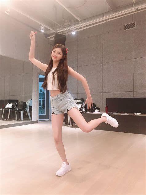 Pin on 입을 것