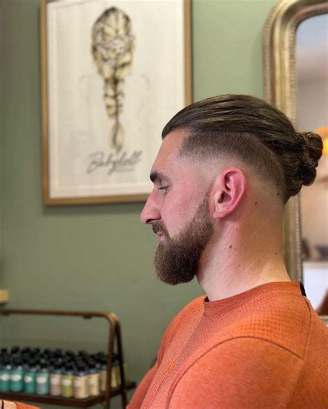35 Long Top Short Sides Hairstyles for Men - Hood MWR