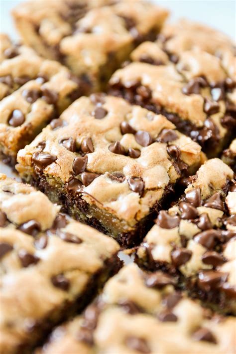 Easy Chocolate Chip Cookie Bars - No. 2 Pencil