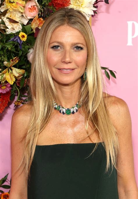Actress Gwyneth Paltrow Collar Pose Frank Bauer Photoshoot