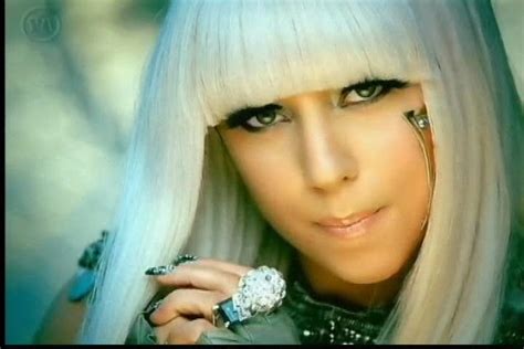 Paparazzi.com: Lúpus, a doença de Lady Gaga!