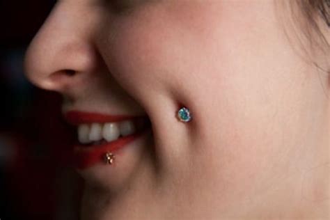 125 Cheek Piercings (Dimple) Ideas, Jewelry and Information