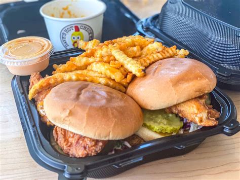Daredevils Will Keep Ordering Dave's Hot Chicken Extra Hot - RYZE Superfoods