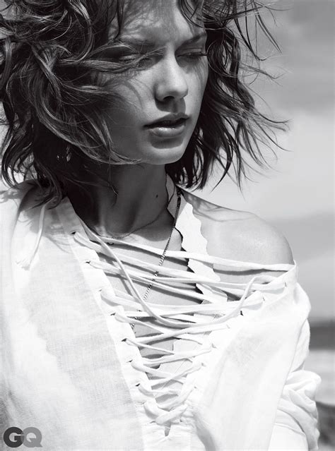 See Taylor Swift’s Beachy GQ Cover Shoot | Taylor swift photoshoot