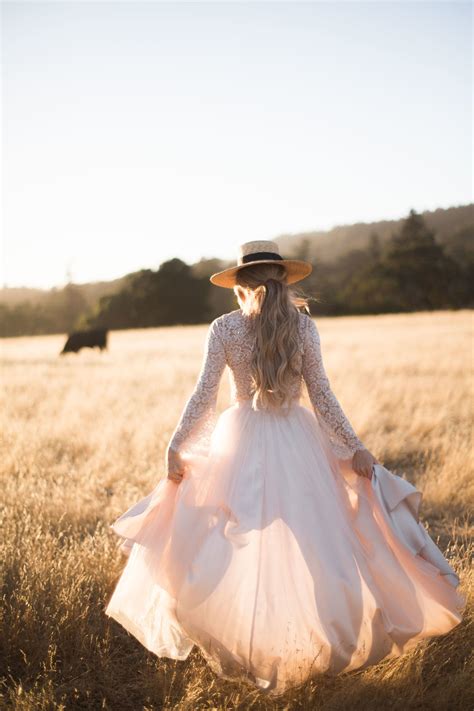 A Fashion Blog - Bliss Tulle | Photography inspiration, Tulle skirt