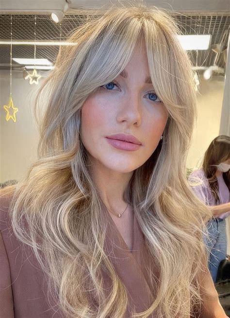 33 Long Hair Ideas With Curtain Bangs - Styleoholic