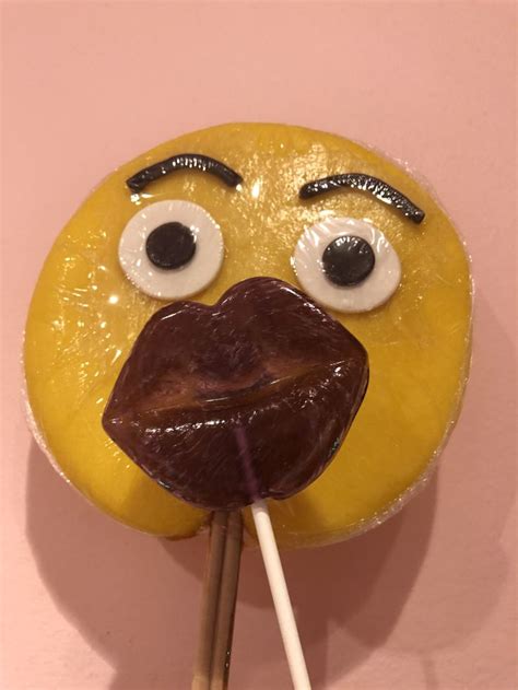 Emoji Pop | Emoji pop, Handmade, Desserts