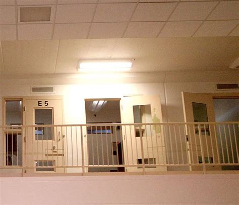 Kane County corrections officer saves detainee’s life – Shaw Local