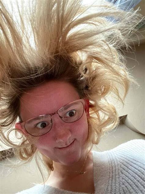 Ugly Faces Girl Pretty girls making ugly faces- FunnyPicsonly